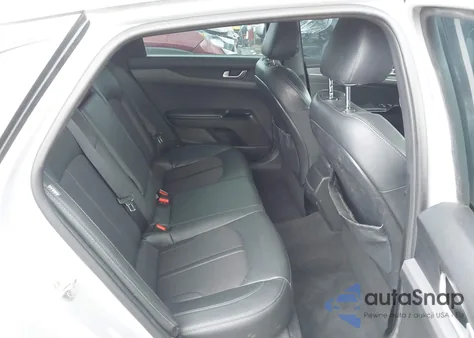 2022 Kia K5 Gt-Line z USA, uszkodzony, nr VIN 5XXG64J2XNG105901